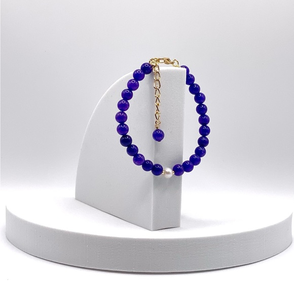 Beautiful Blue Jade Bracelet - Picture 1 of 15